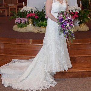 Allure Bridal Style 8634, Ivory, Size 16